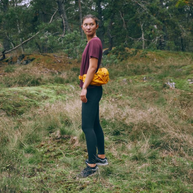 Fjallraven Abisko Hip Pack 6 Mustard Yellow - Image 3