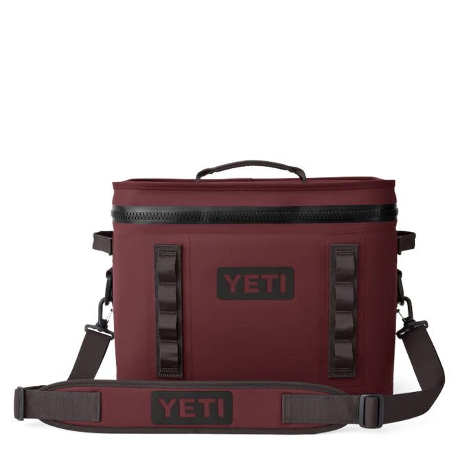 YETI Hopper Flip 18 Cool Bag Wild Vine Red